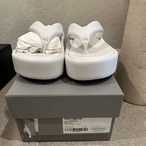 Balenciaga Rise Thong Sandals